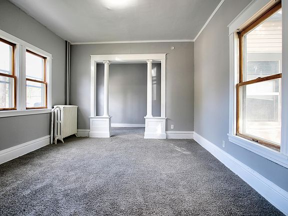 5th image of 568 Farrington St