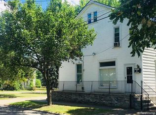 111 Kibbee St, Mount Clemens, MI 48043