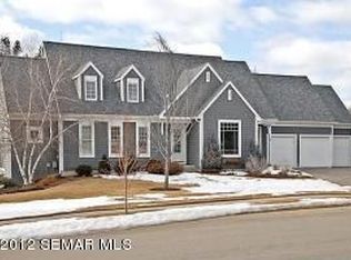 901 Fox Chase Rd SW, Rochester, MN 55902