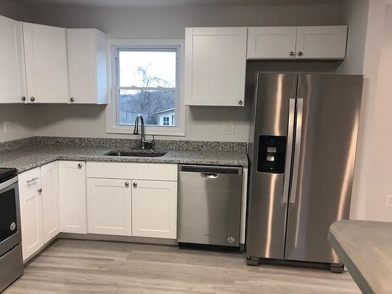 9104 Cooper Dr — Photo 14