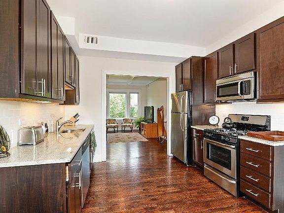 3rd image of 6007 N Glenwood Ave #1