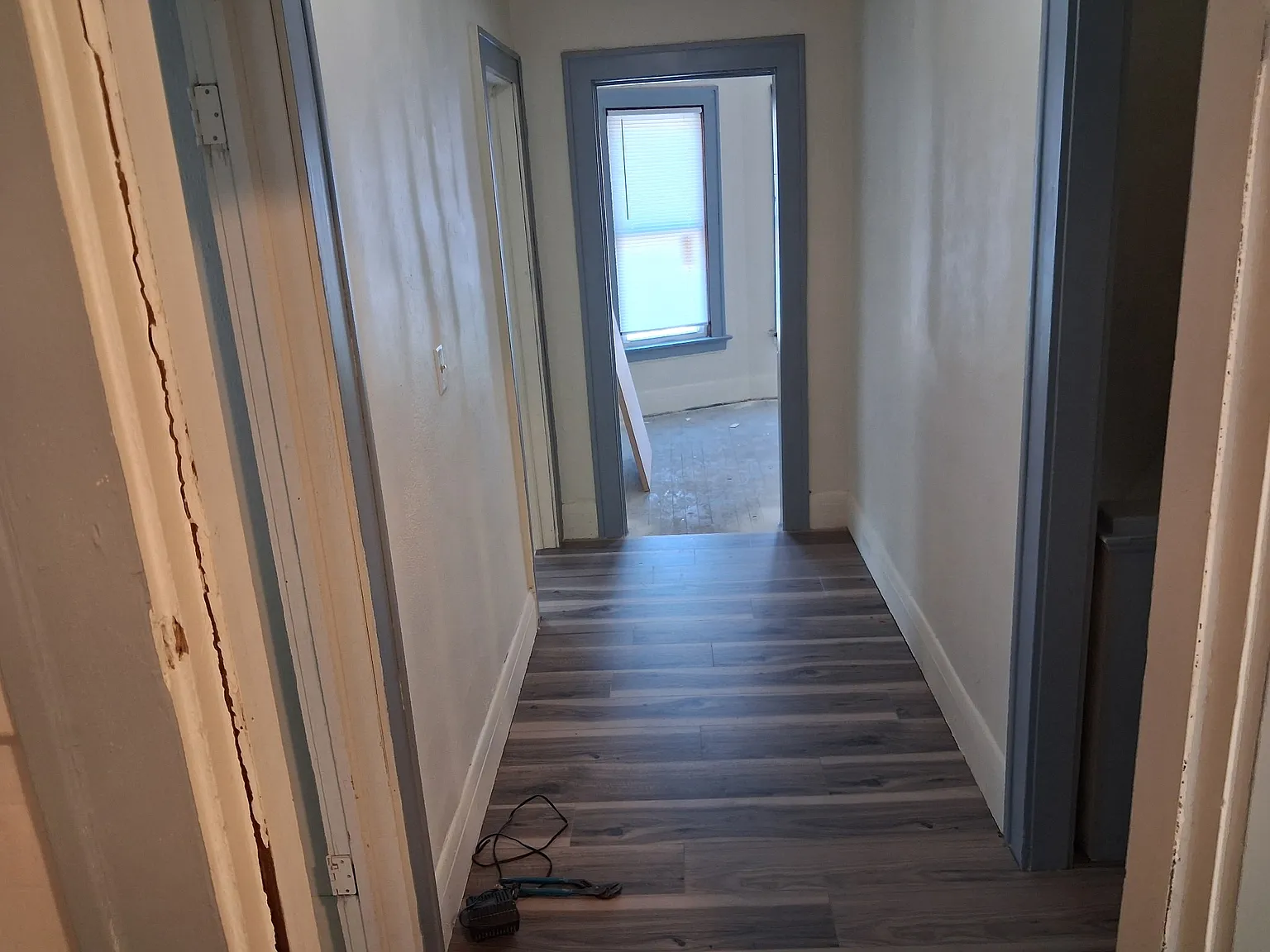 3 bed, 800 sqft, $1,400 — Photo 2