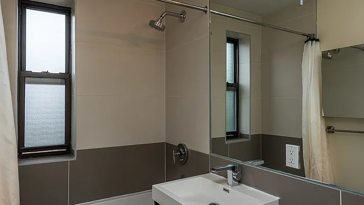 Rented by Nooklyn NYC LLC | media 20