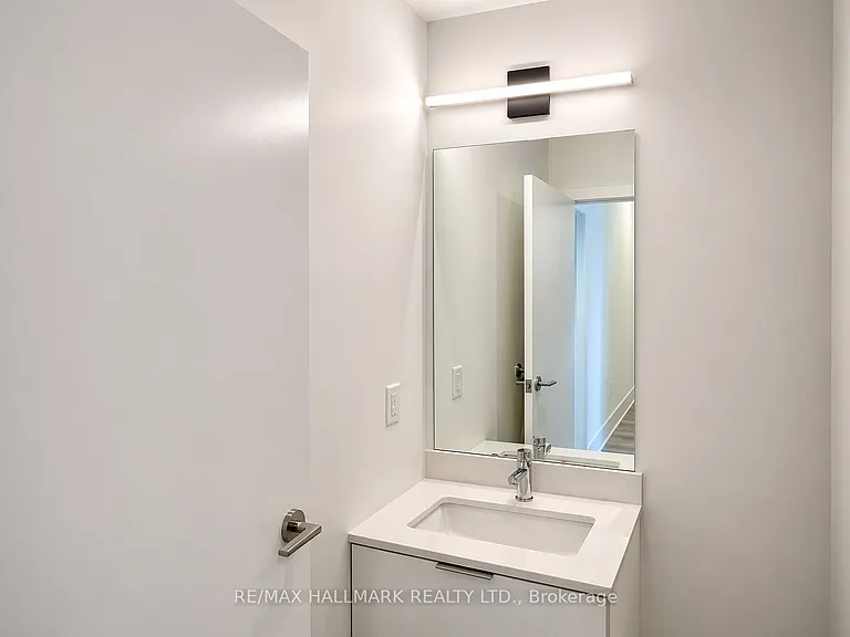 89 Church St #1003 — Photo 15