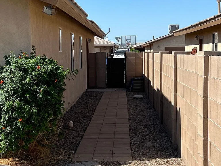6565 E 33rd Ln — Photo 25