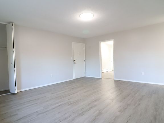 4th image of 139 Litchfield Pines Dr