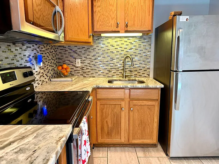 3435 S Temple Ave — Photo 8