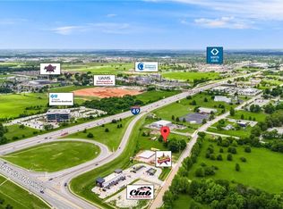 3320 S 48th St, Springdale, AR 72762