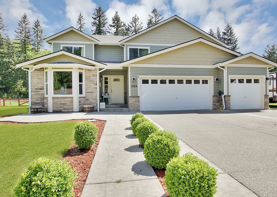 1st image of 311 9th St SE