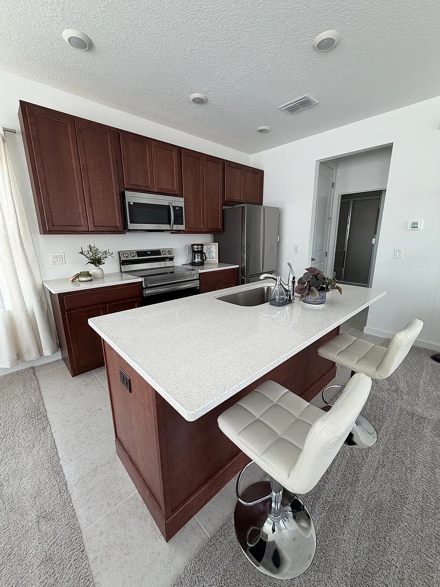 Building Photo - 6548 Rover Way