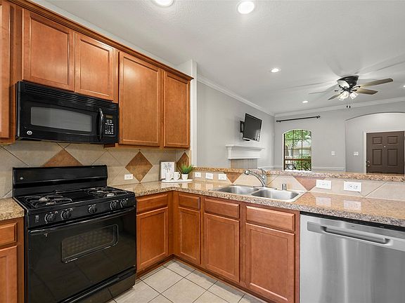 5th image of 7131 Durango Creek Dr
