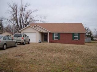 160 Elmwood St, Union City, TN 38261