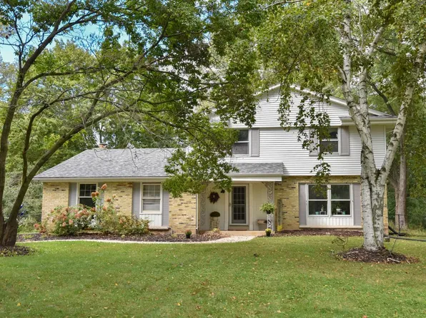 1657 Sherwood DRIVE, Cedarburg, WI 53012