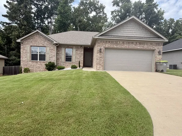 4512 Western Woods Dr, Benton, AR 72015