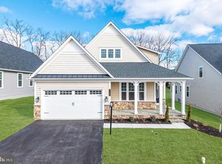 1147 Sculthorpe Dr, West Chester, PA 19380