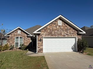 124 Hawks Ridge Trce, Byron, GA 31008