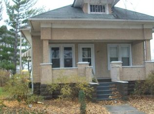 209 N Grant St, Crescent City, IL 60928