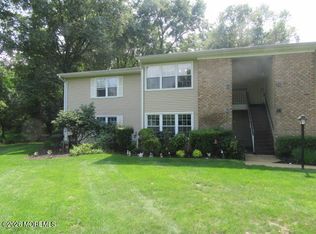 64 Arrowwood Ct, Red Bank, NJ 07701