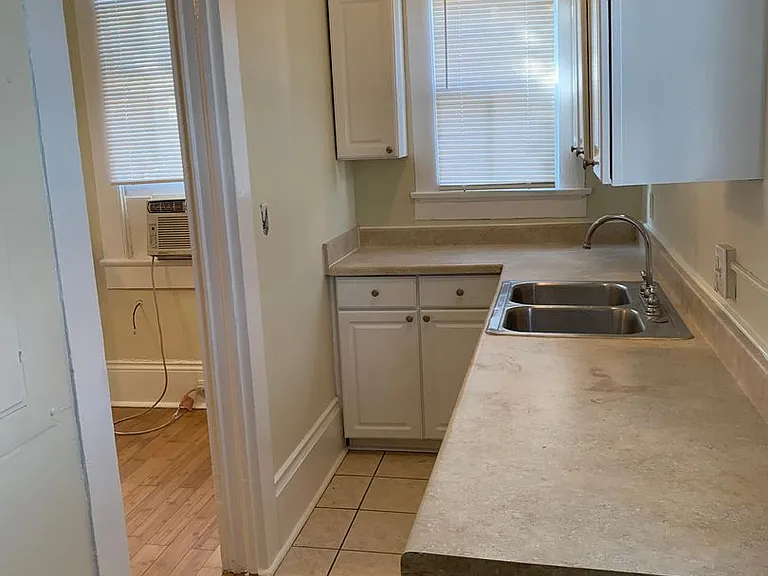 121 S Gayoso St — Photo 4