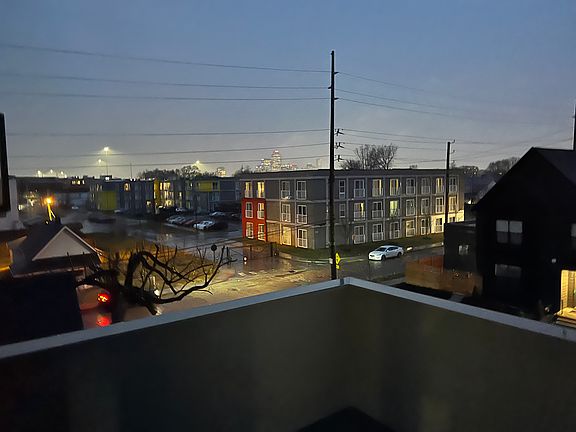 3rd image of 1711 Alvord St