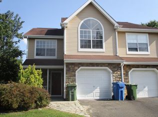 2 Shire Pl, Tinton Falls, NJ 07753