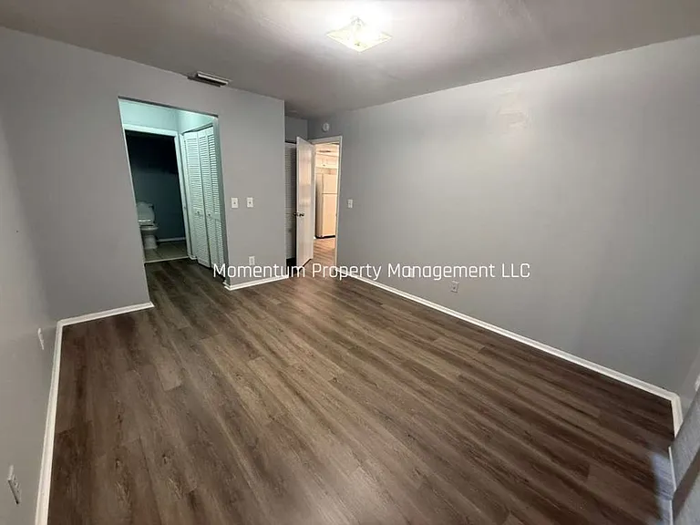 198 N Fernwood Ave #2 — Photo 13
