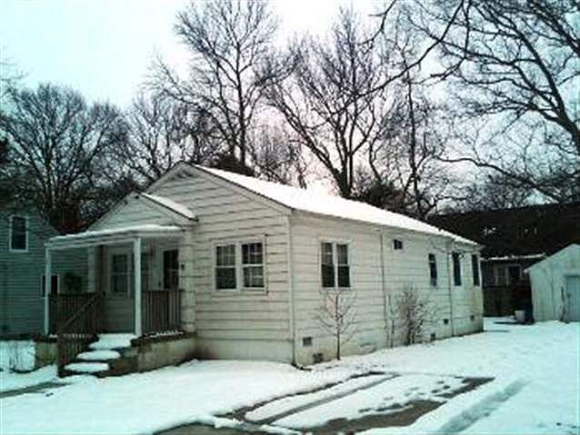 2nd image of 15 Bucknell Ave