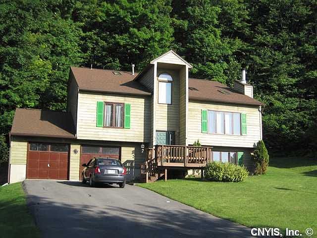 1st image of 101 Viceroy Dr