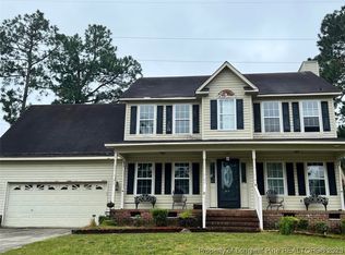 91 Richmond Park Dr, Cameron, NC 28326