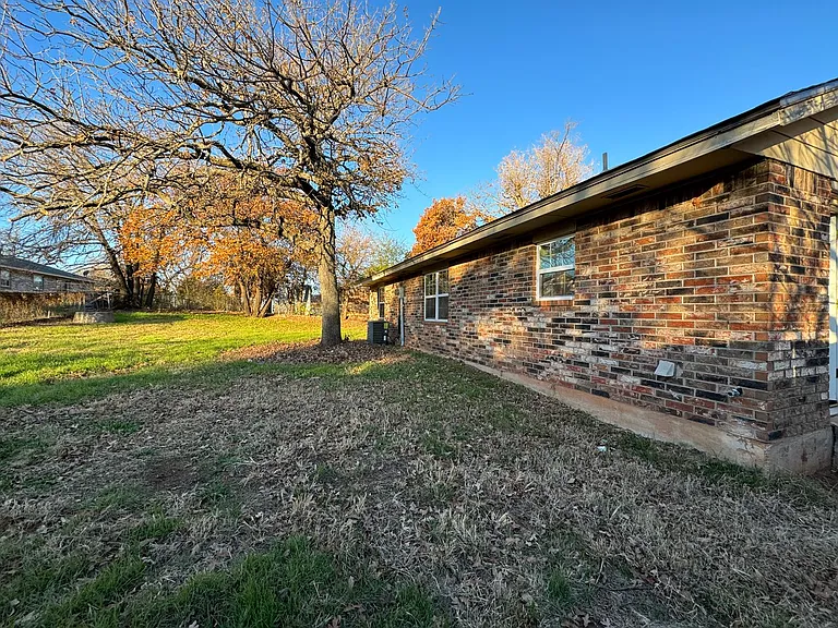 3308 Gwendolyn Ln — Photo 13