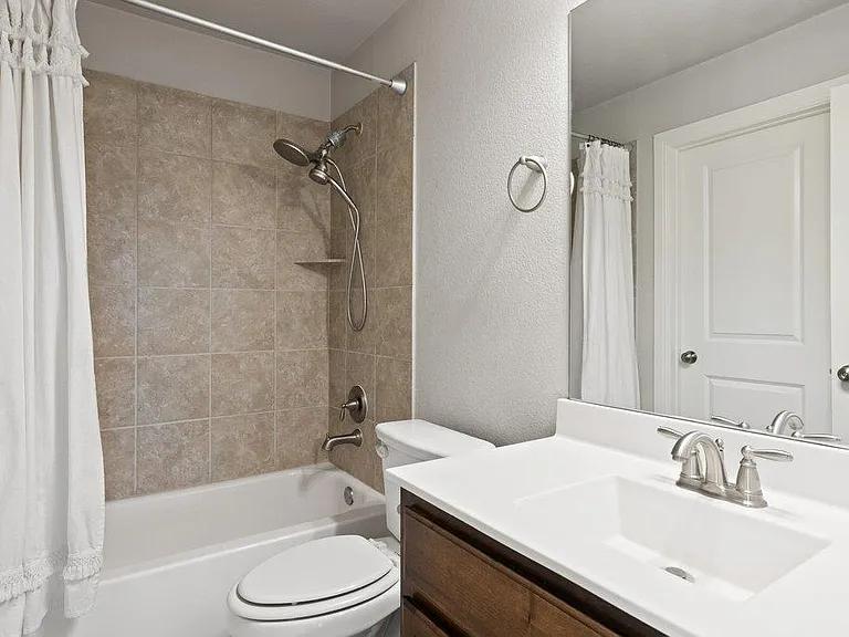 17612 Wildrye Dr — Photo 31