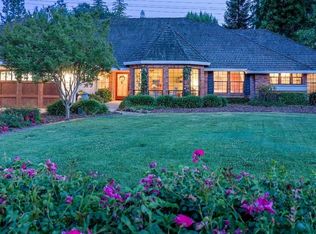 8858 Country Creek Dr, Orangevale, CA 95662