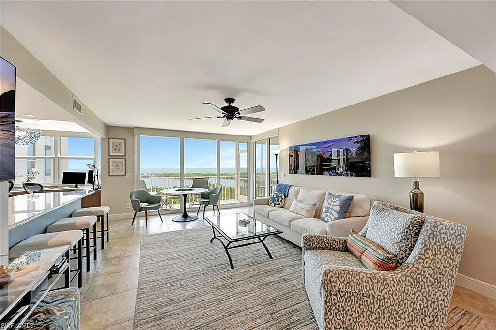 Building Photo - 5550 Heron Point Dr #703