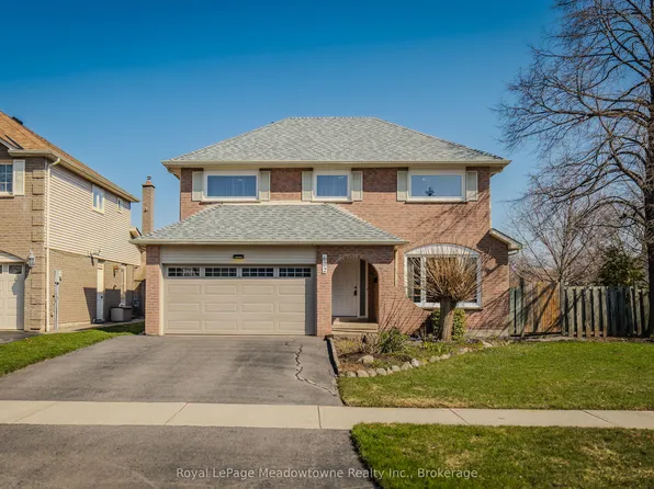 602 Hawthorne Cres, Milton, ON L9T 4N8