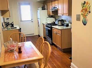 12 Henry St APT 3, Boston, MA 02128