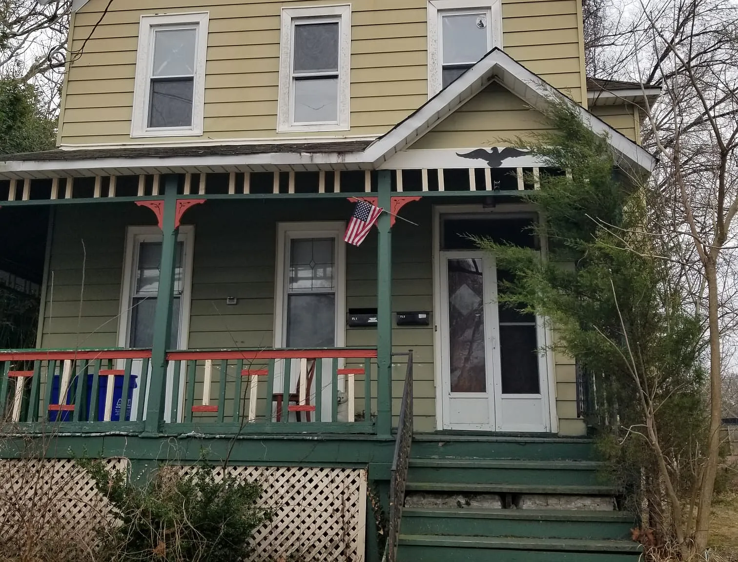 3 bed, 1250 sqft, $1,700 — Photo 1