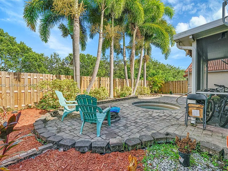 5520 NW 49th Ave — Photo 26