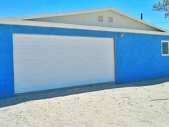 4th image of 10925 Medanos Ave
