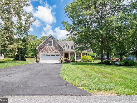 2nd image of 7847 Holly Branch Dr