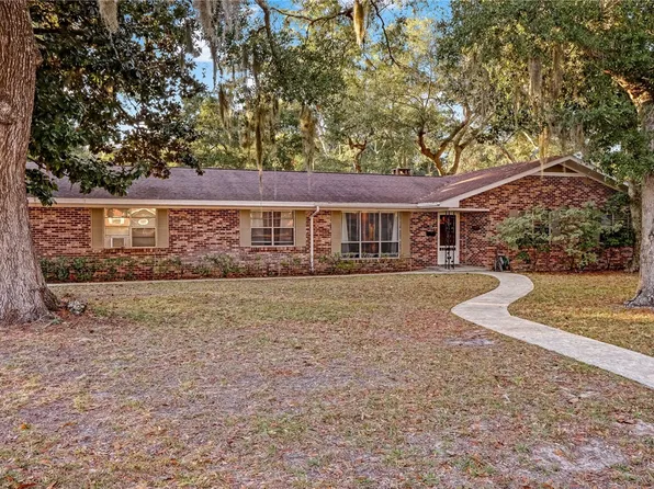 104 N 17th St, Fernandina Beach, FL 32034