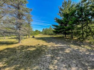 903 Buttercup Ave, Friendship, WI 53934