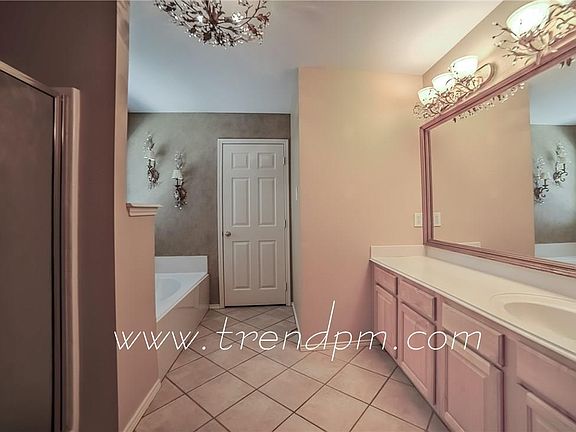2nd image of 9717 Maryville Ln