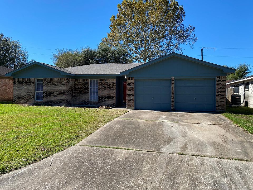 1st image of 2080 Monica St