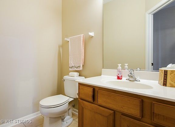 3rd image of 2166 Pembridge Dr