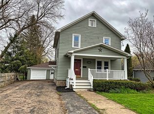 102 Chestnut St, Newark, NY 14513