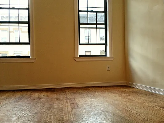 Rented by TheRealEstateCompany.com LLC | media 21