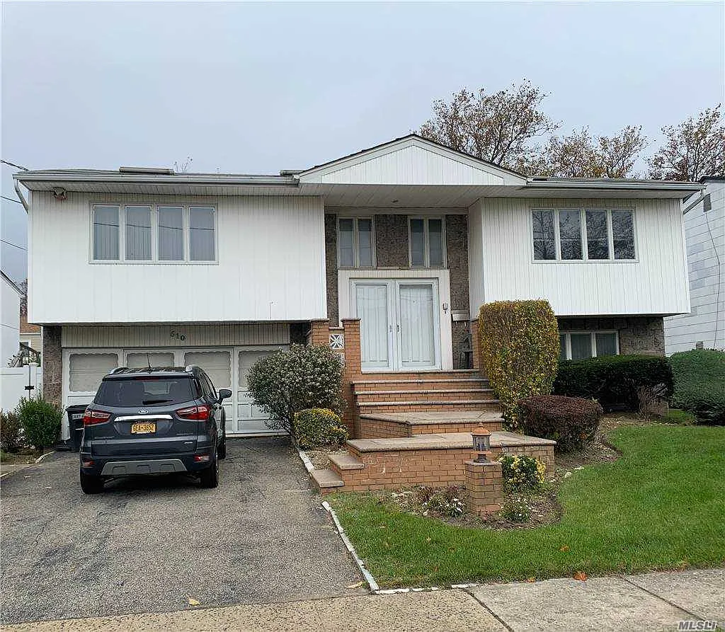 510 Harbor Dr photo 1