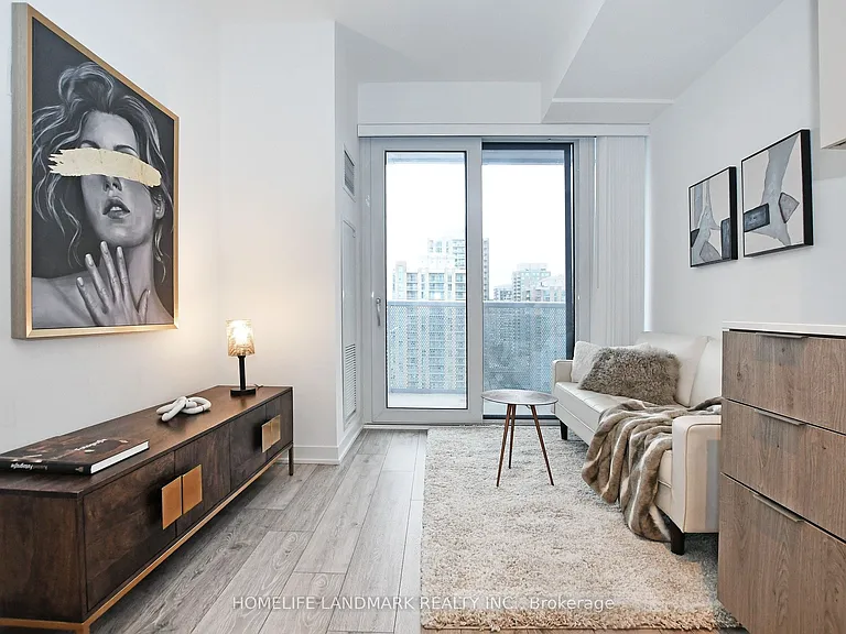 15 Holmes Ave #1406 — Photo 2