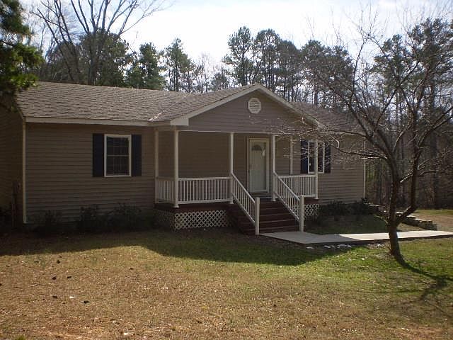 1st image of 688 Lake Point Dr