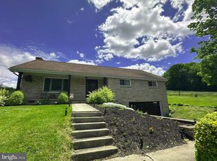 2348 Raystown Rd, Everett, PA 15537